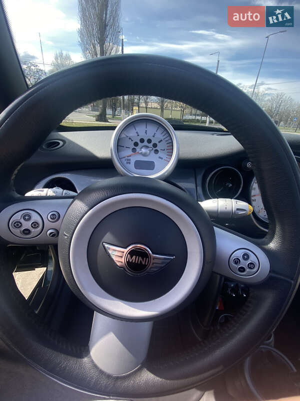 Хэтчбек MINI Hatch 2008 в Кременчуге
