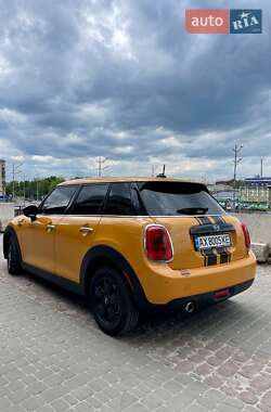 Хэтчбек MINI Hatch 2015 в Харькове