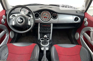 Хэтчбек MINI Hatch 2002 в Луцке