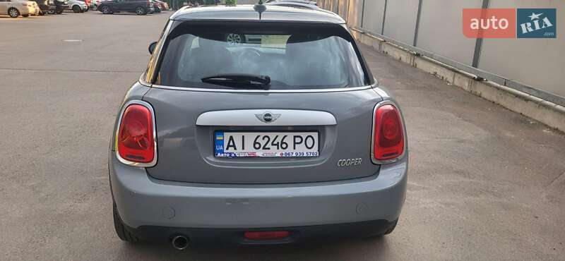 Хэтчбек MINI Hatch 2015 в Киеве