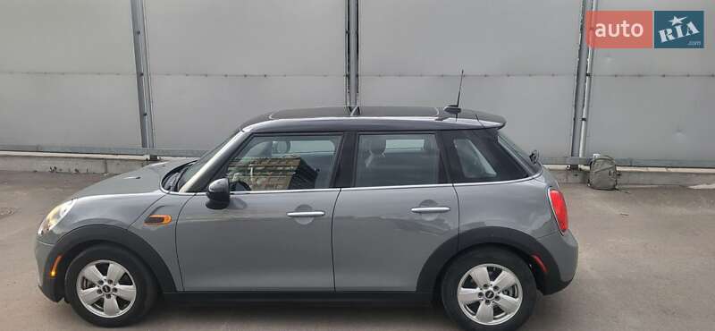 Хэтчбек MINI Hatch 2015 в Киеве