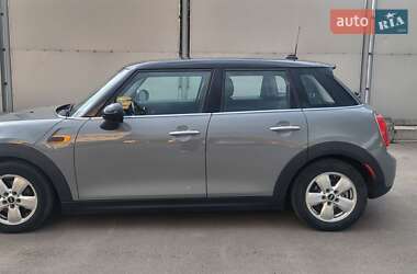 Хэтчбек MINI Hatch 2015 в Киеве