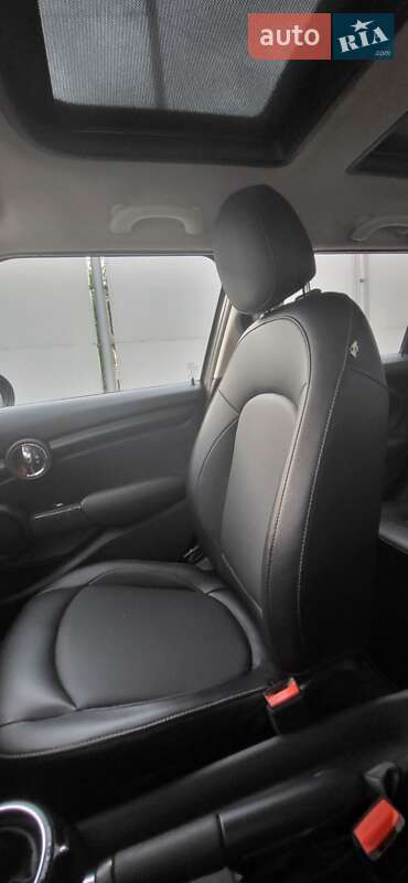 Хетчбек MINI Hatch 2015 в Києві фото 9 Хетчбек MINI Hatch 2015 в Києві