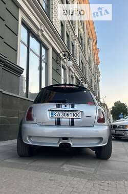 Хетчбек MINI Hatch 2002 в Києві