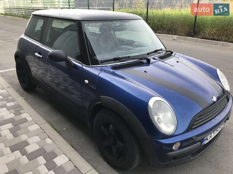 Хэтчбек MINI Hatch 2001 в Киеве