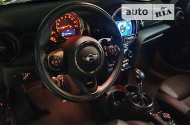 Хэтчбек MINI Hatch 2018 в Киеве