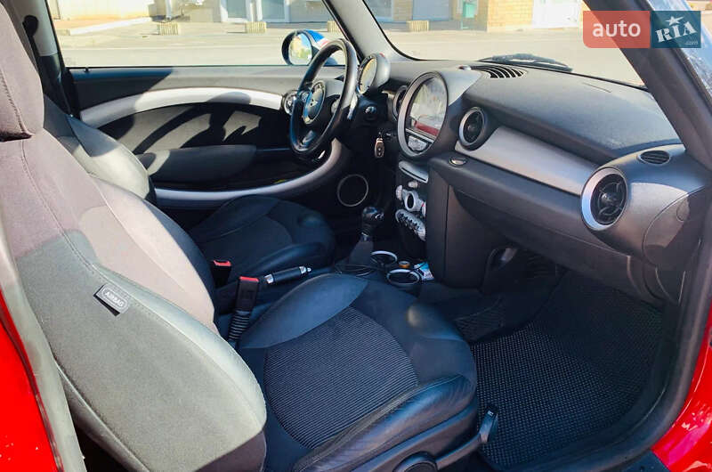 Хэтчбек MINI Hatch 2008 в 