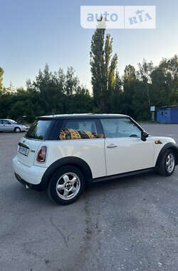 Хэтчбек MINI Hatch 2008 в Конотопе