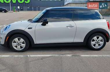 Хетчбек MINI Hatch 2015 в Києві