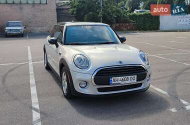 Хетчбек MINI Hatch 2015 в Києві