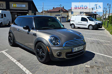 Хэтчбек MINI Hatch 2012 в Хмельницком