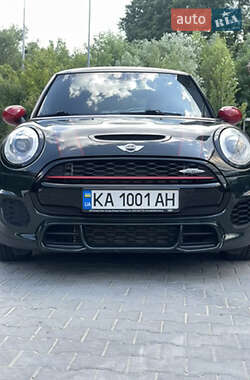 Хетчбек MINI Hatch 2016 в 