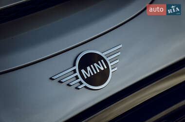 Хетчбек MINI Hatch 2021 в Києві