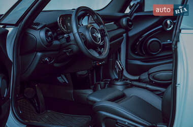 Хетчбек MINI Hatch 2021 в 