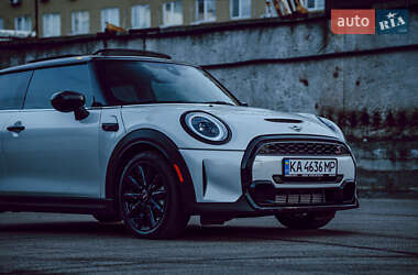 Хетчбек MINI Hatch 2021 в 