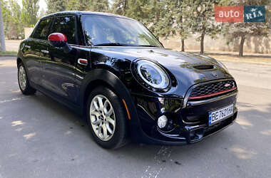Хетчбек MINI Hatch 2018 в Миколаєві