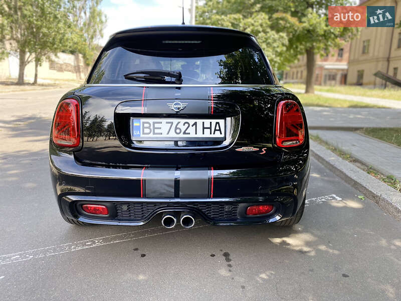 Хетчбек MINI Hatch 2018 в Києві