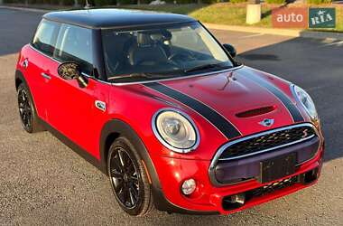 Хетчбек MINI Hatch 2015 в 
