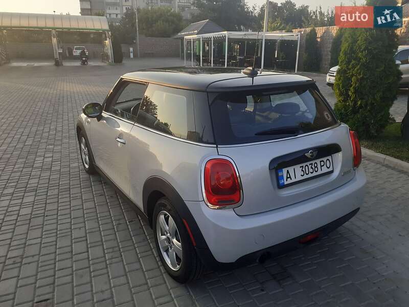 Хетчбек MINI Hatch 2015 в Києві
