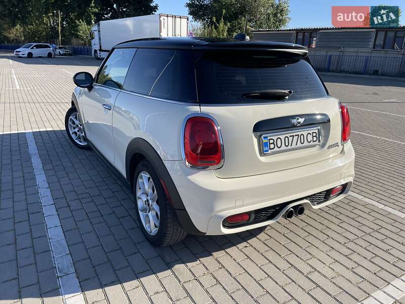 Хэтчбек MINI Hatch 2014 в Тернополе