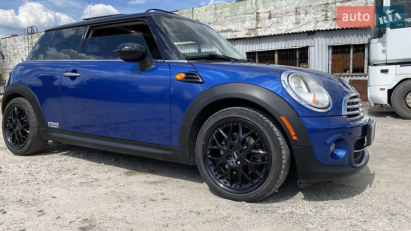Хетчбек MINI Hatch 2013 в Сумах