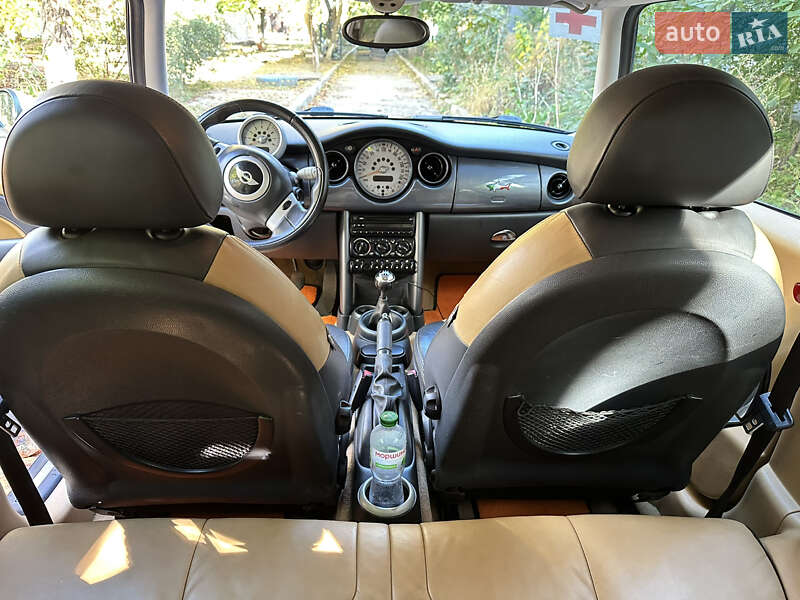 Хетчбек MINI Hatch 2004 в Миколаєві