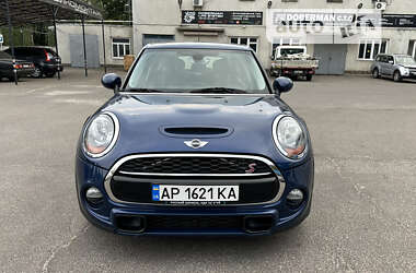 Хэтчбек MINI Hatch 2015 в Киеве