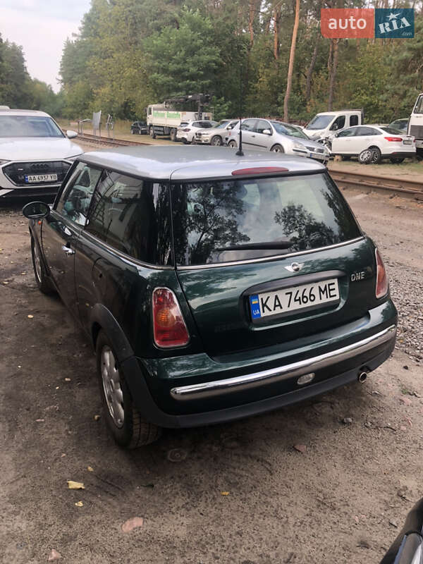 Хэтчбек MINI Hatch 2002 в Киеве фото 3 Хэтчбек MINI Hatch 2002 в Киеве