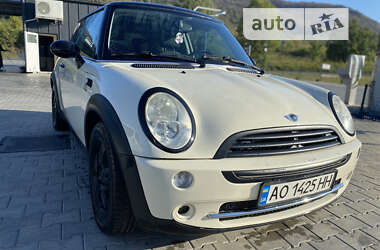 Хетчбек MINI Hatch 2006 в Виноградові