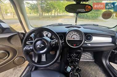 Хетчбек MINI Hatch 2013 в 