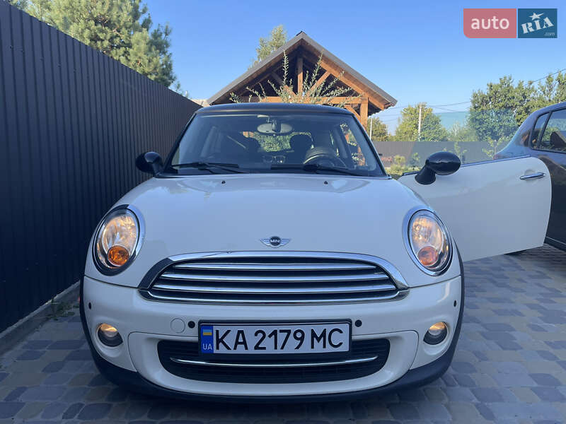 MINI Hatch 2012