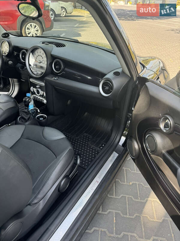 Хетчбек MINI Hatch 2010 в Києві