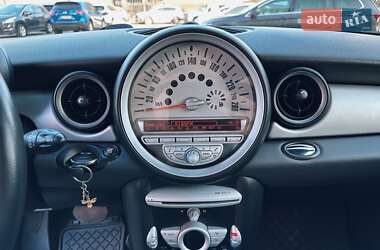 Хэтчбек MINI Hatch 2009 в Киеве