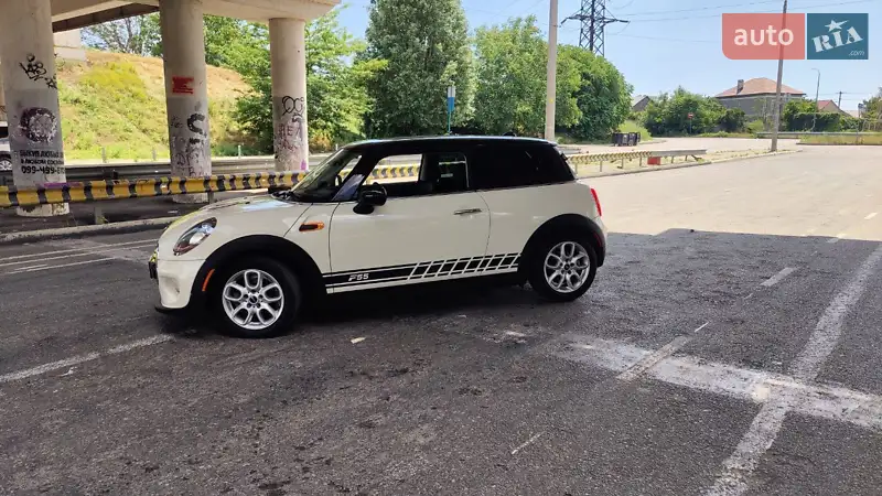 Хэтчбек MINI Hatch 2014 в 