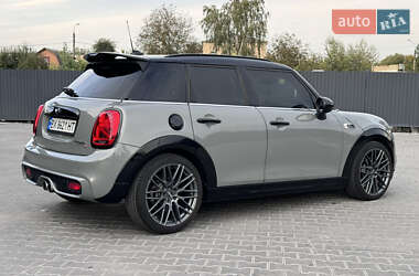 Хетчбек MINI Hatch 2016 в 