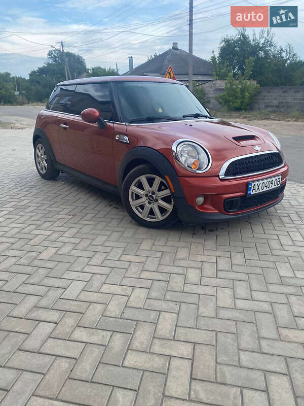 Хетчбек MINI Hatch 2011 в Харкові фото Хетчбек MINI Hatch 2011 в Харкові