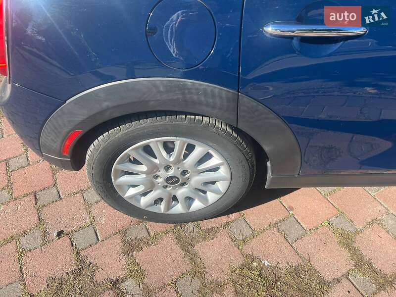 Хетчбек MINI Hatch 2015 в Звягелі