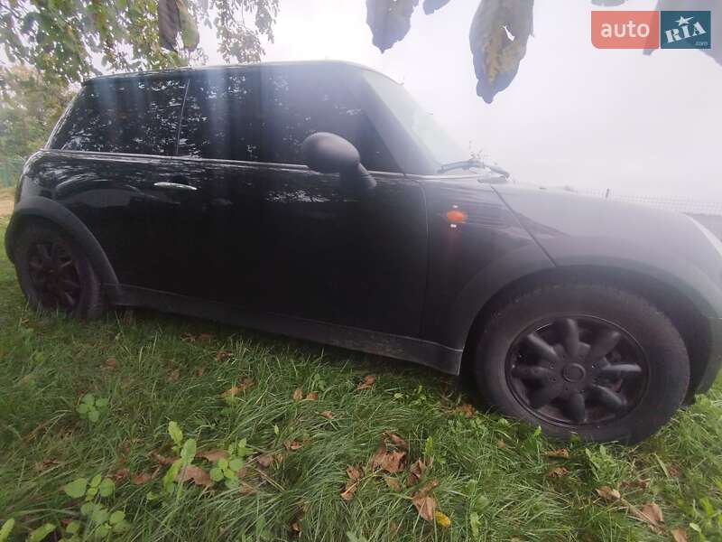 Хетчбек MINI Hatch 2002 в Києві фото 3 Хетчбек MINI Hatch 2002 в Києві