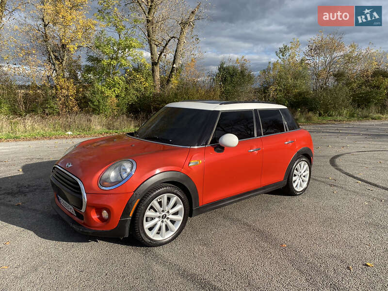 Хетчбек MINI Hatch 2015 в Львові фото Хетчбек MINI Hatch 2015 в Львові