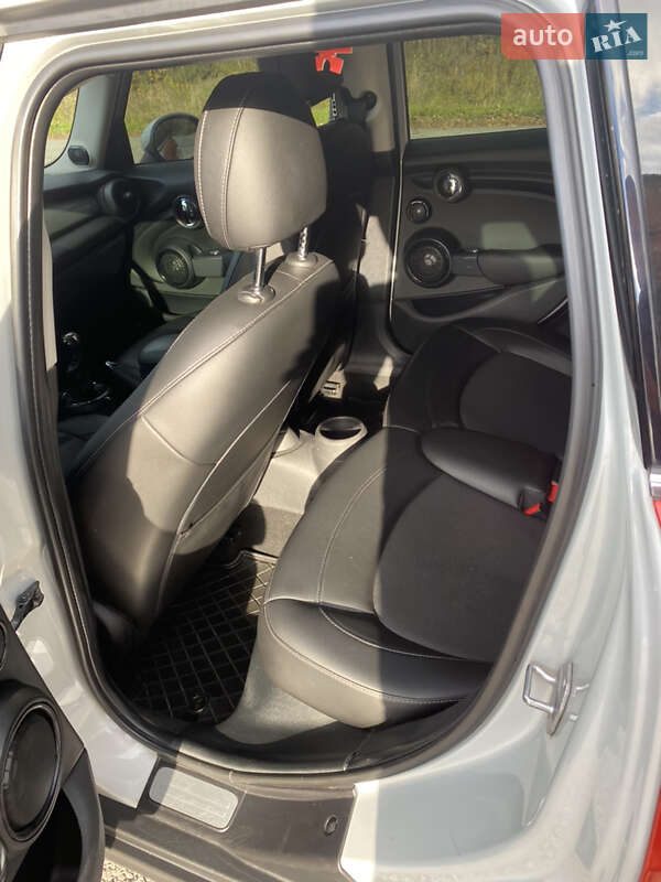 Хетчбек MINI Hatch 2015 в Львові фото 33 Хетчбек MINI Hatch 2015 в Львові