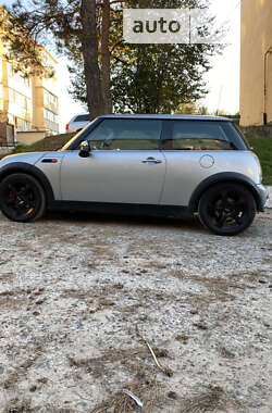 Хэтчбек MINI Hatch 2002 в 