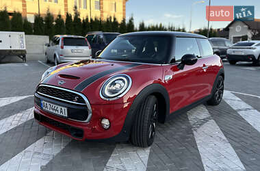 Хетчбек MINI Hatch 2019 в 
