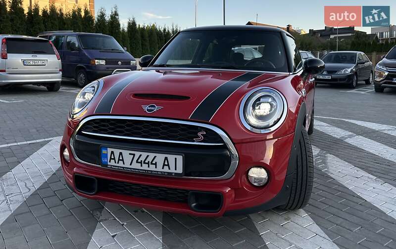 Хэтчбек MINI Hatch 2019 в 