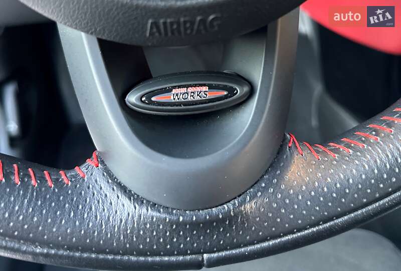 Хетчбек MINI Hatch 2019 в Рівному