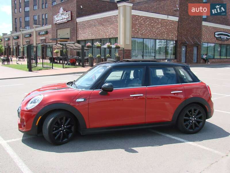 Хетчбек MINI Hatch 2015 в Києві