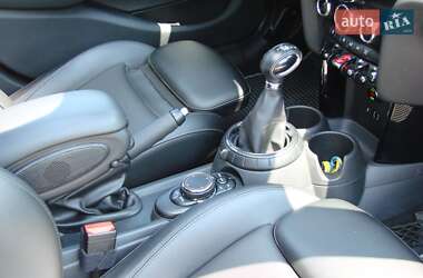 Хетчбек MINI Hatch 2015 в Києві