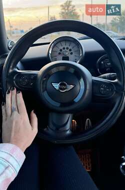 Хэтчбек MINI Hatch 2010 в 