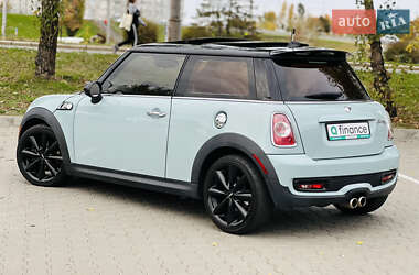 Хетчбек MINI Hatch 2013 в 