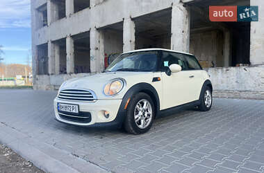 Хэтчбек MINI Hatch 2010 в Тернополе