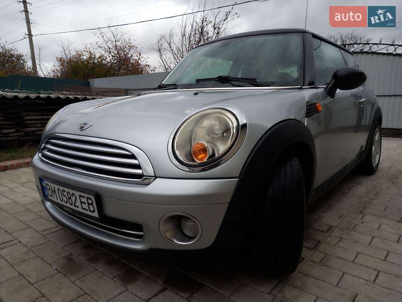 Хетчбек MINI Hatch 2007 в Котельві